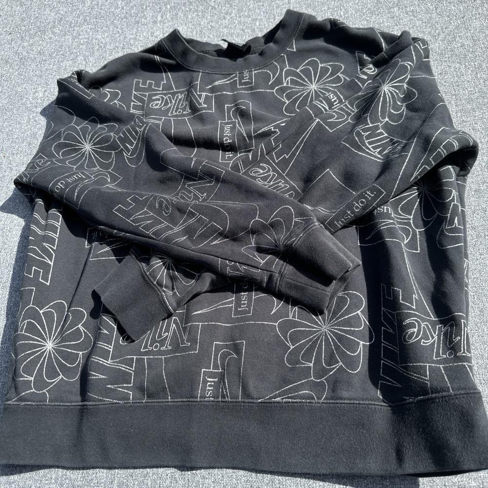 Nike Sweatshirt Mens Large Black AOP Crewneck Just Do It All Over Print Sweater